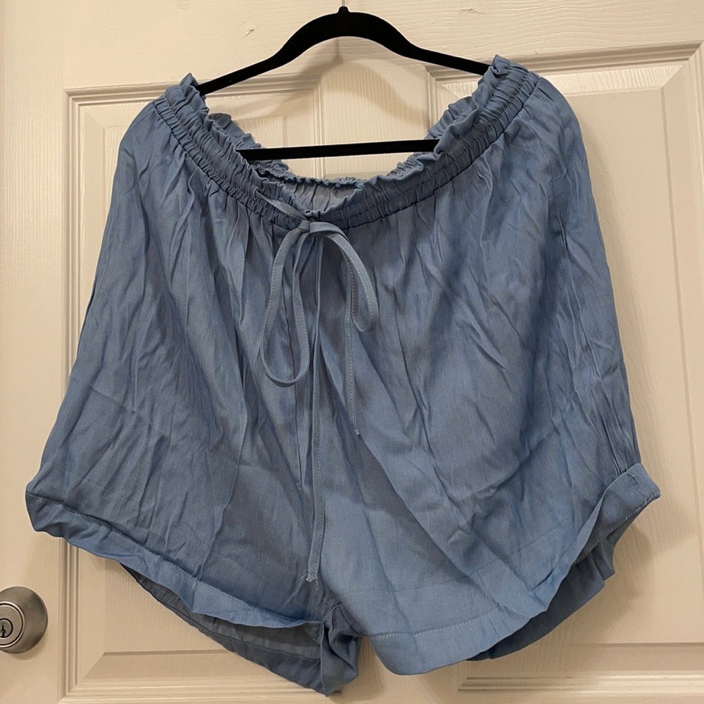 Blue paper bag waist shorts